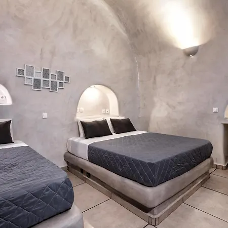 Katerina's Castle - Caldera Cave Otel 3*