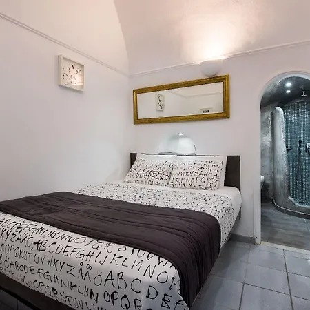 Katerina's Castle - Caldera Cave