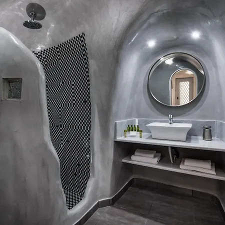 Otel Katerina's Castle - Caldera Cave 3*