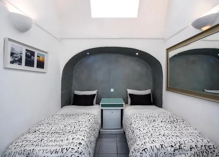 Hotel Katerina's Castle - Caldera Cave 3*