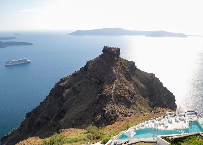 Katerina's Castle - Caldera Cave 3*