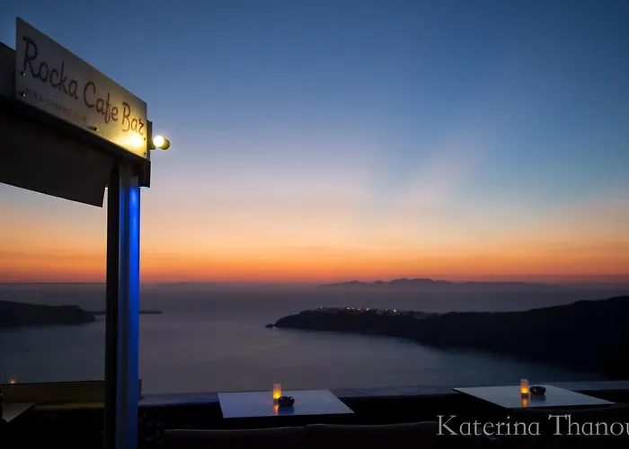 Katerina's Castle - Caldera Cave Hotel 3*