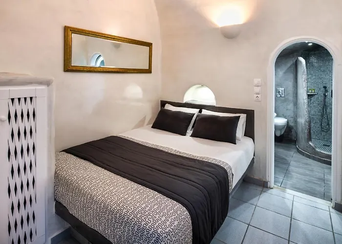 Katerina's Castle - Caldera Cave 3* 易莫洛林