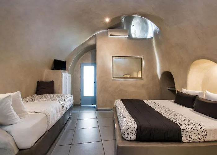 Katerina's Castle - Caldera Cave 酒店 3*